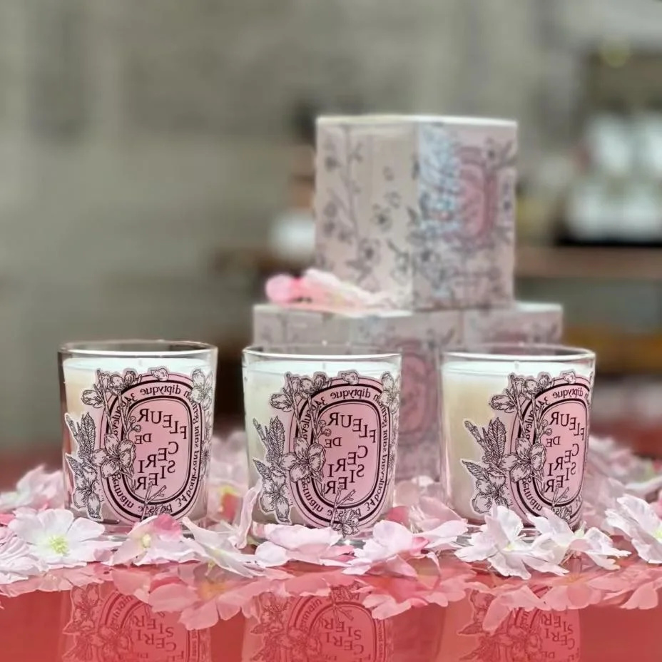 Romantyczne limitowane świece  – Coconut Wax Flake recenzja i cena
